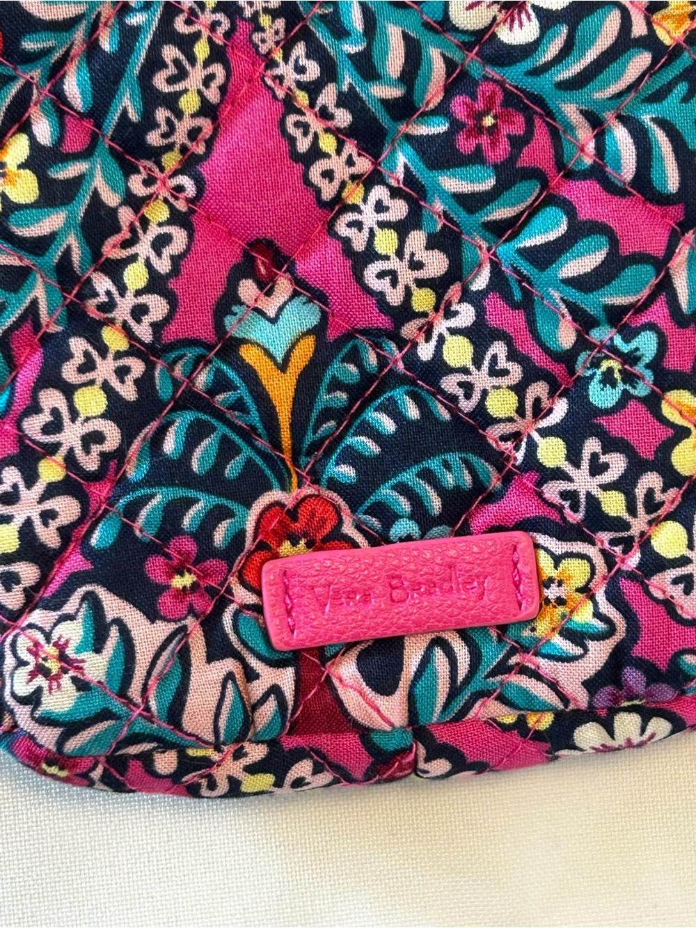 Vera Bradley Quilted Crossbody Phone Bag Kaleidoscope Floral Pink Orange Yellow - Picture 2 of 8